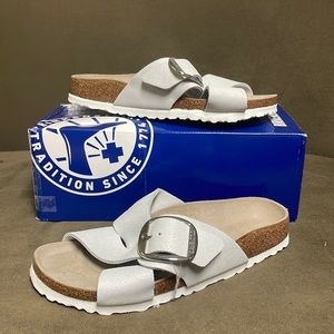 Birkenstock Siena Big Buckle Suede Washed metallic white
